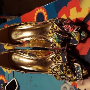 Dress shoes with Clutch